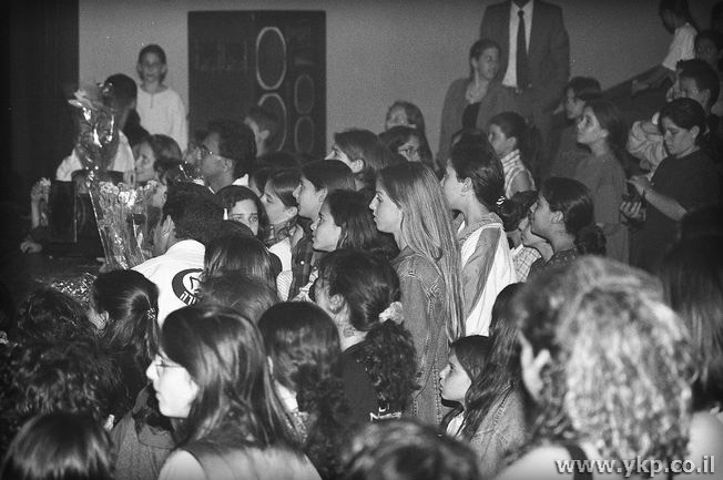  קהל המעריצים בסוף ההופעה 