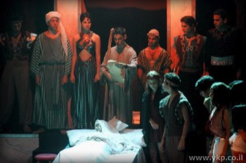  מות דוד (השכנים 1995) 